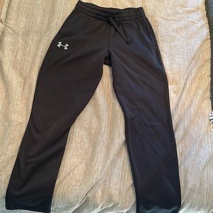 Boys Under Armour sweatpants